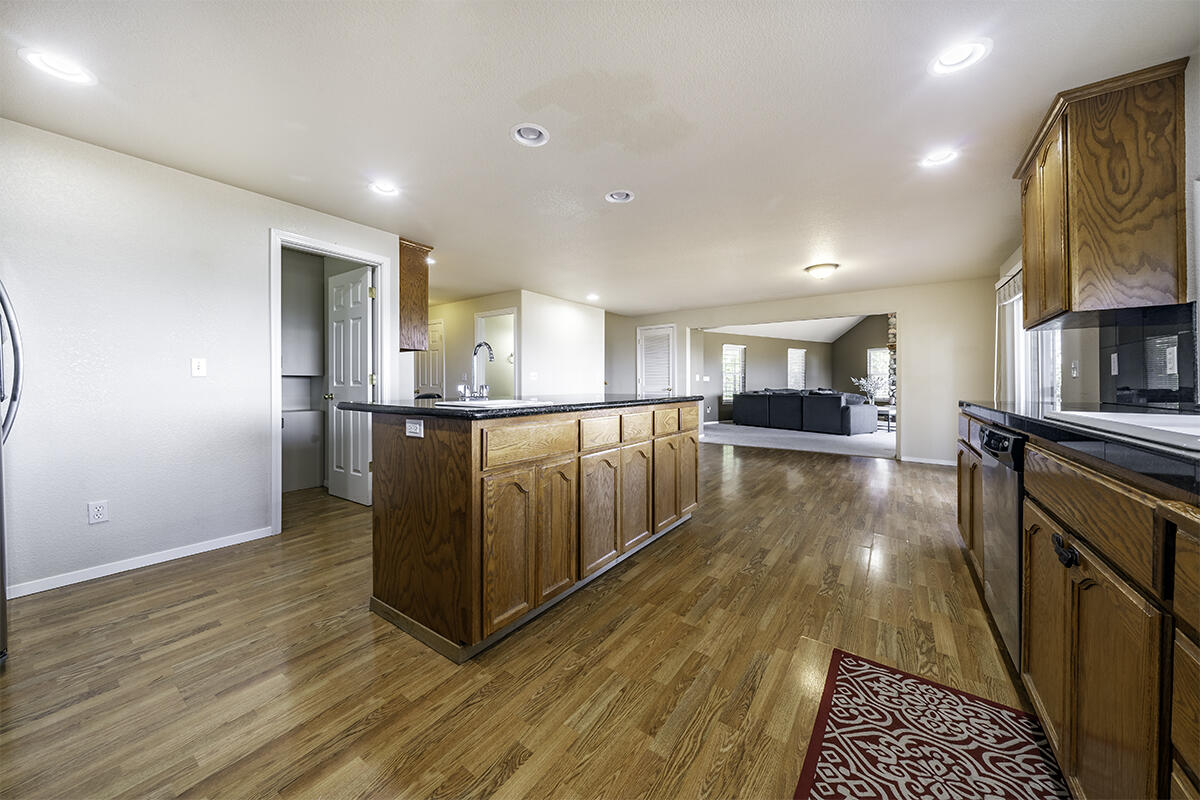 3541 Old Stage Road Central Point, OR 97502 - Photo 11 of 33 15