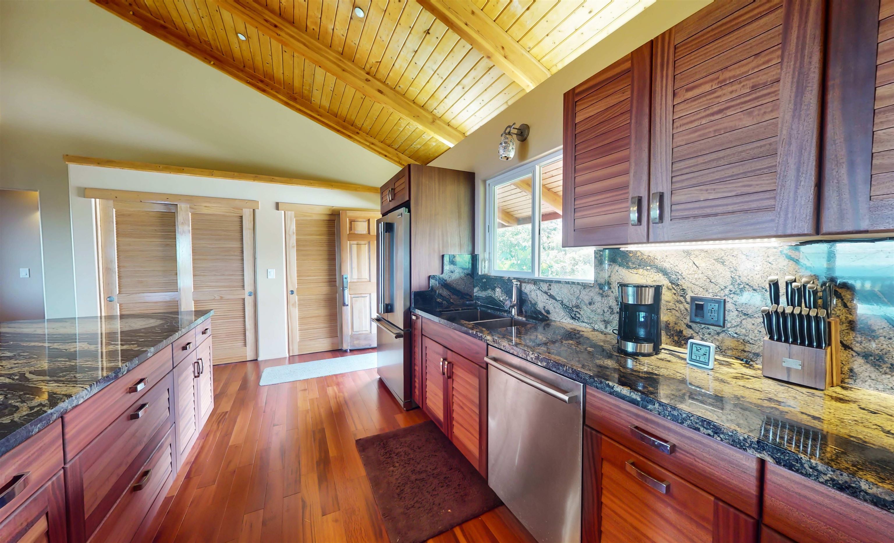 28 South Honokala Road, Unit A Haiku, HI 96708 - Photo 17 of 50