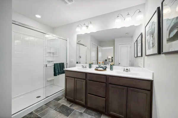 $639,990 | 1258 Tiger Lily Drive, Bartlett, IL 60103