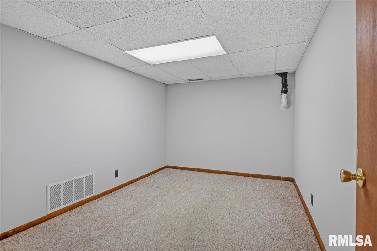 10086 Wics Road Dawson, IL 62520 - Photo 39 of 61 Gallery Image 39