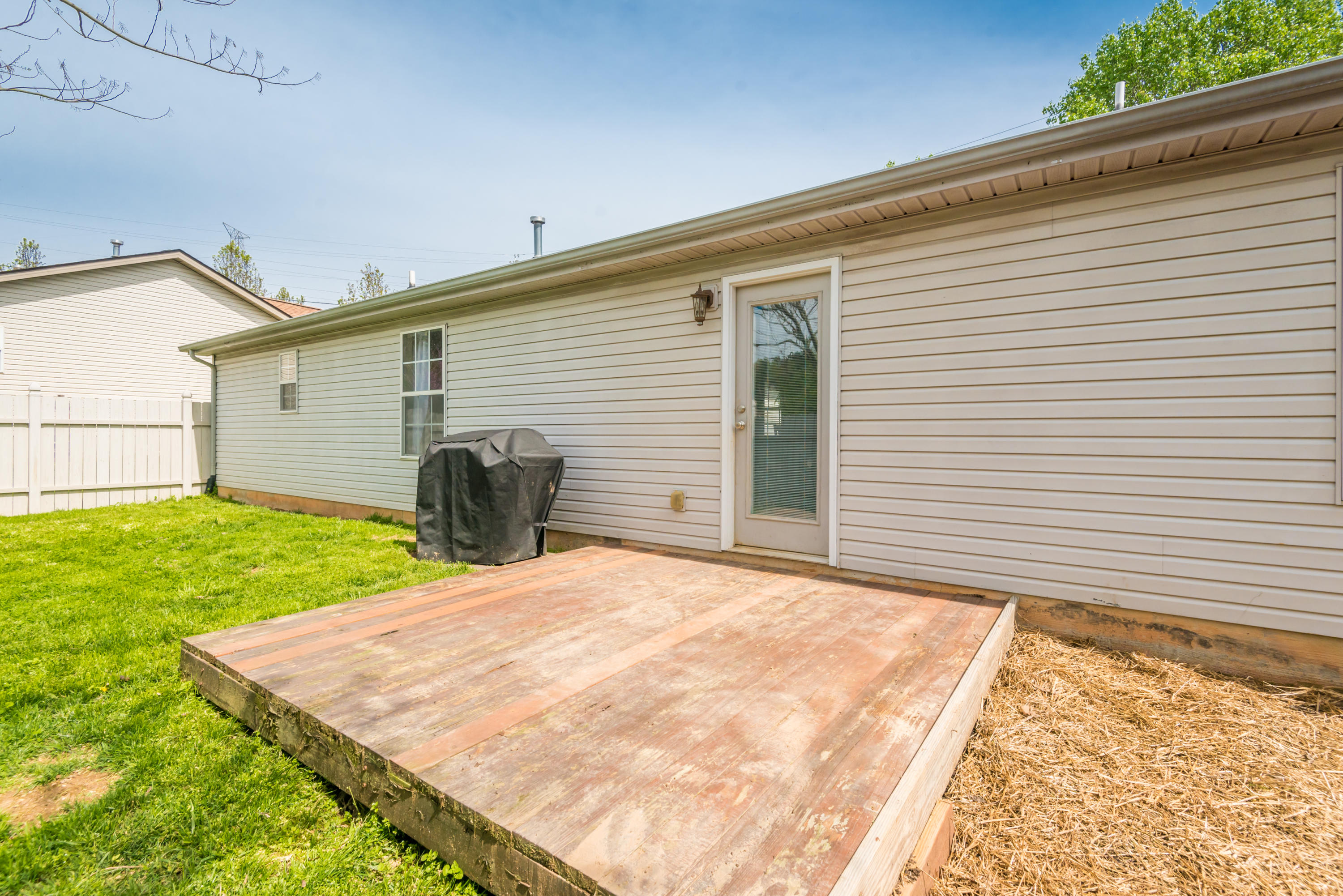 6312 Hugh Willis Road Powell, TN 37849 - Photo 23 of 25 6312HughWillisRd-24