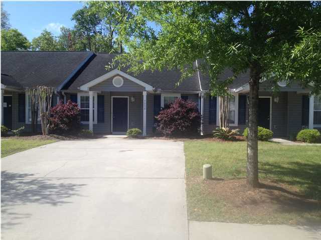 7956 Vermont Road North Charleston, SC 29418 - Photo 1 of 10 Primary Photo