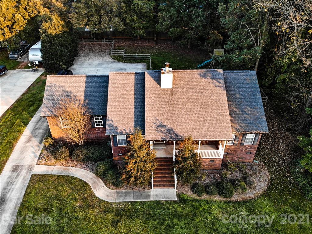 5180 Davidson Road Davidson, NC 28036 - Photo 2 of 39 Gallery Image 2
