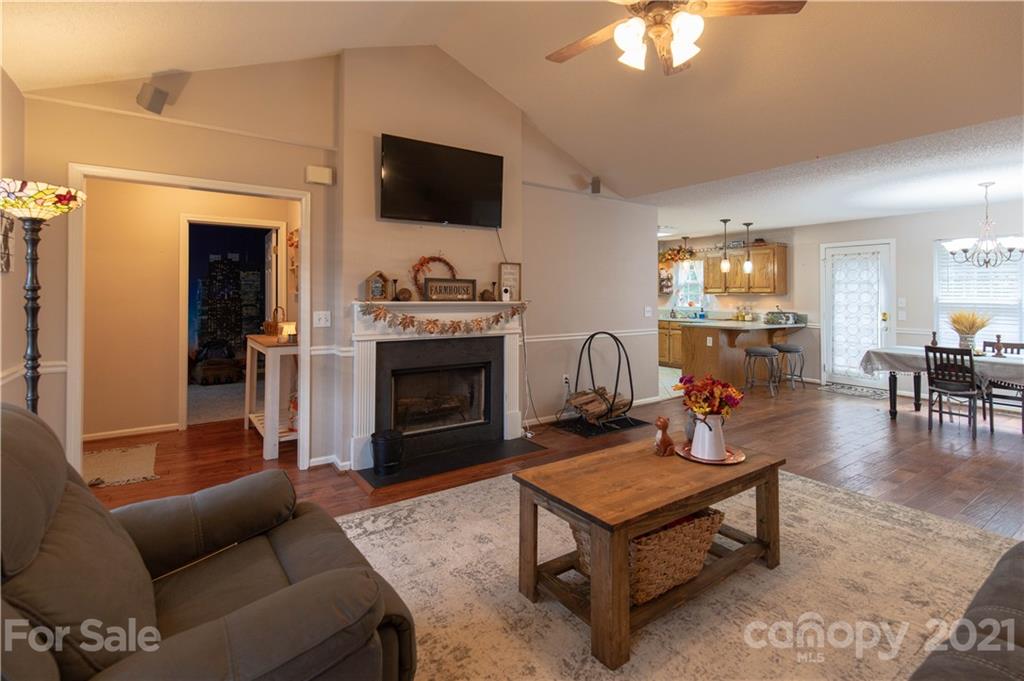 5180 Davidson Road Davidson, NC 28036 - Photo 11 of 39 Gallery Image 11