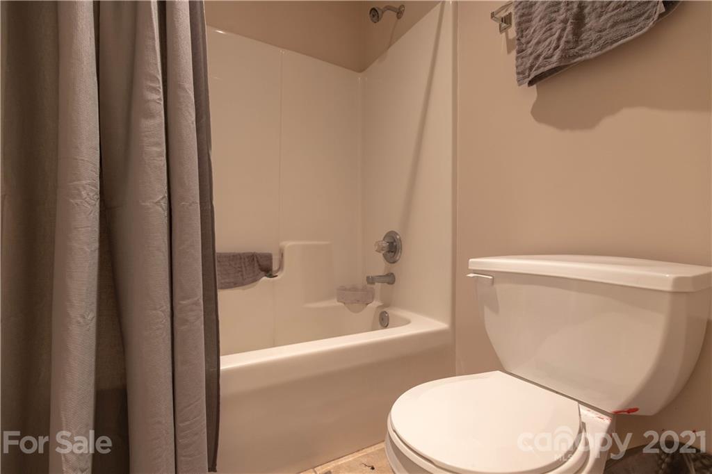 5180 Davidson Road Davidson, NC 28036 - Photo 28 of 39 Gallery Image 28