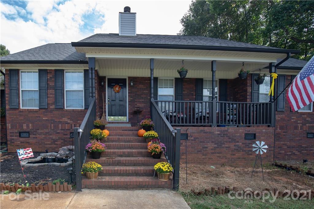 5180 Davidson Road Davidson, NC 28036 - Photo 7 of 39 Gallery Image 7