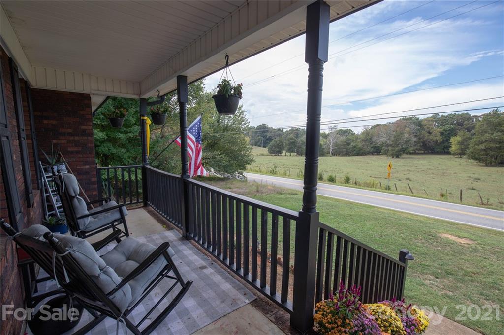 5180 Davidson Road Davidson, NC 28036 - Photo 8 of 39 Gallery Image 8