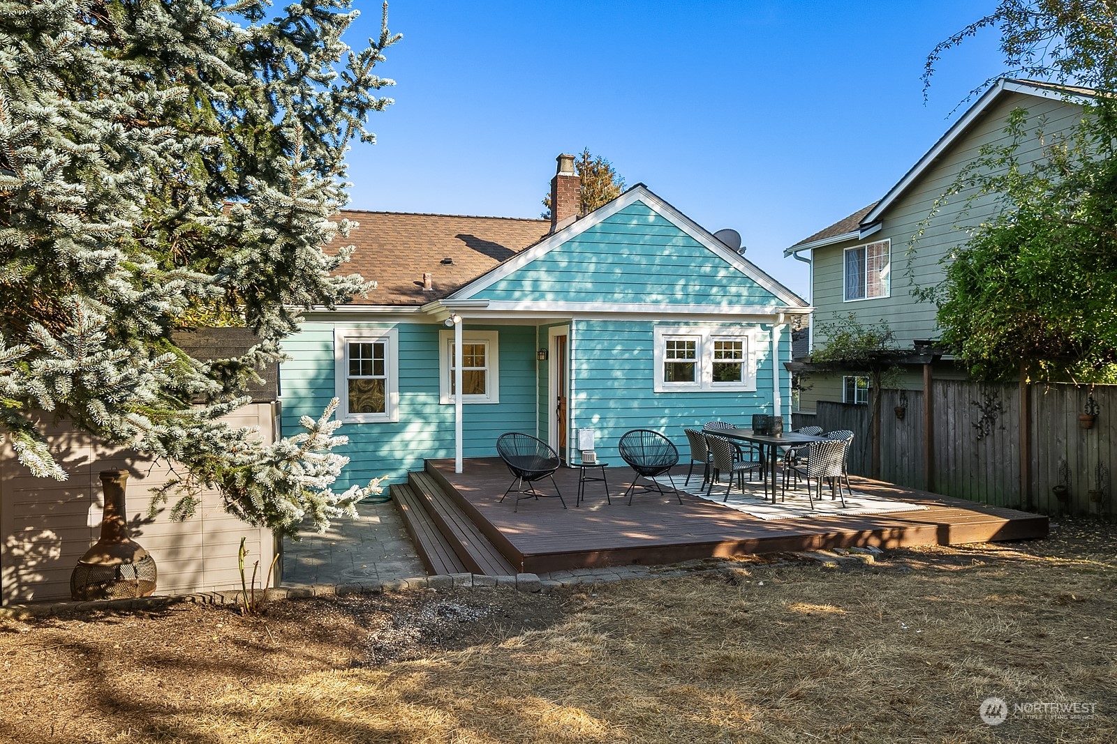 401 20th Avenue Seattle, WA 98122 - Photo 18 of 28 a view of house with backyard space and sitting area
