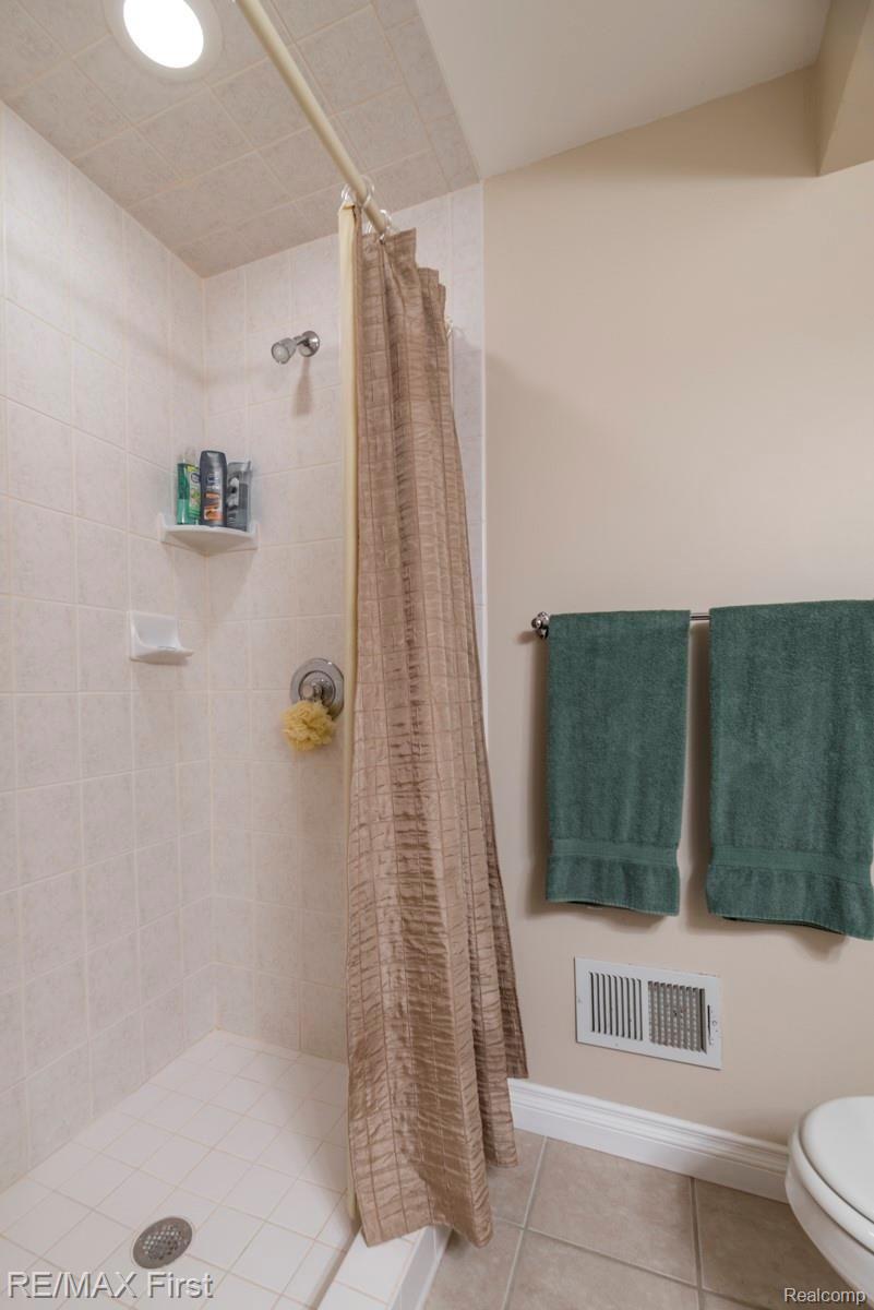 1374 Tulberry Court Rochester, MI 48306 - Photo 51 of 52 51.jpg