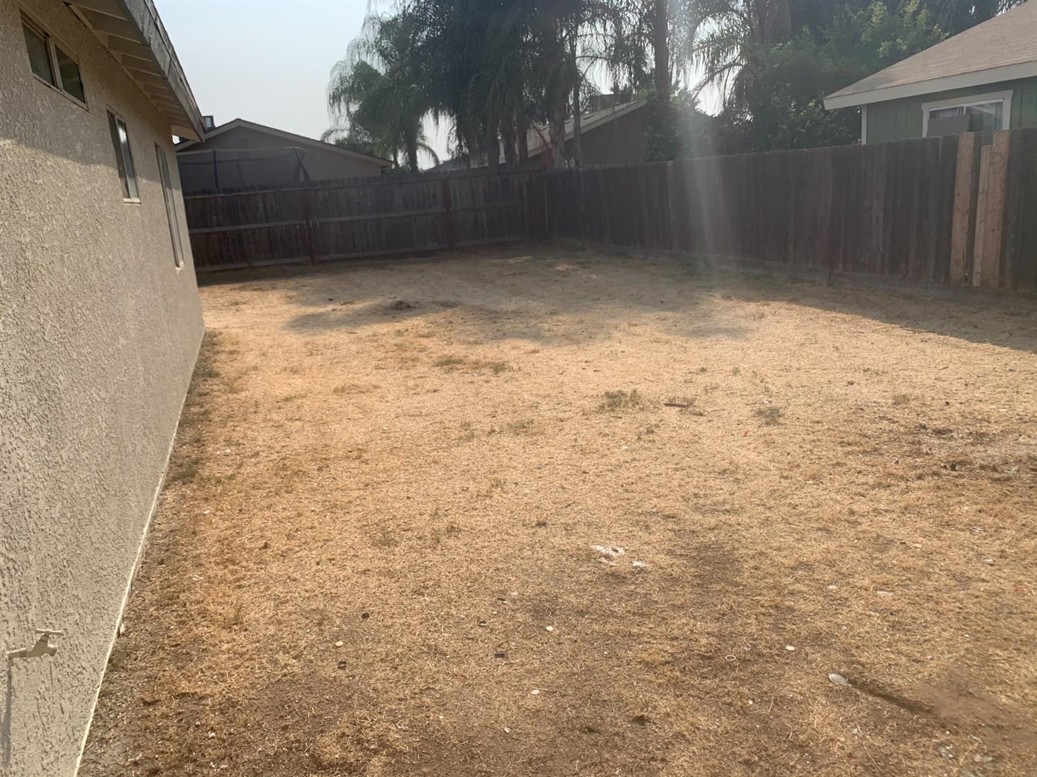 1585 East Washington Avenue Reedley, CA 93654 - Photo 14 of 16 Gallery Image 14