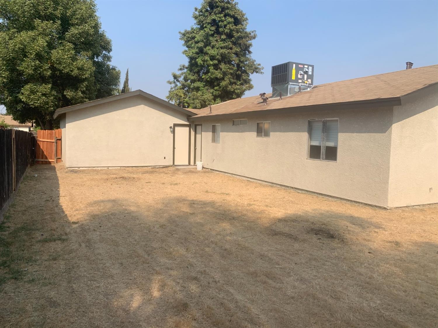 1585 East Washington Avenue Reedley, CA 93654 - Photo 15 of 16 Gallery Image 15