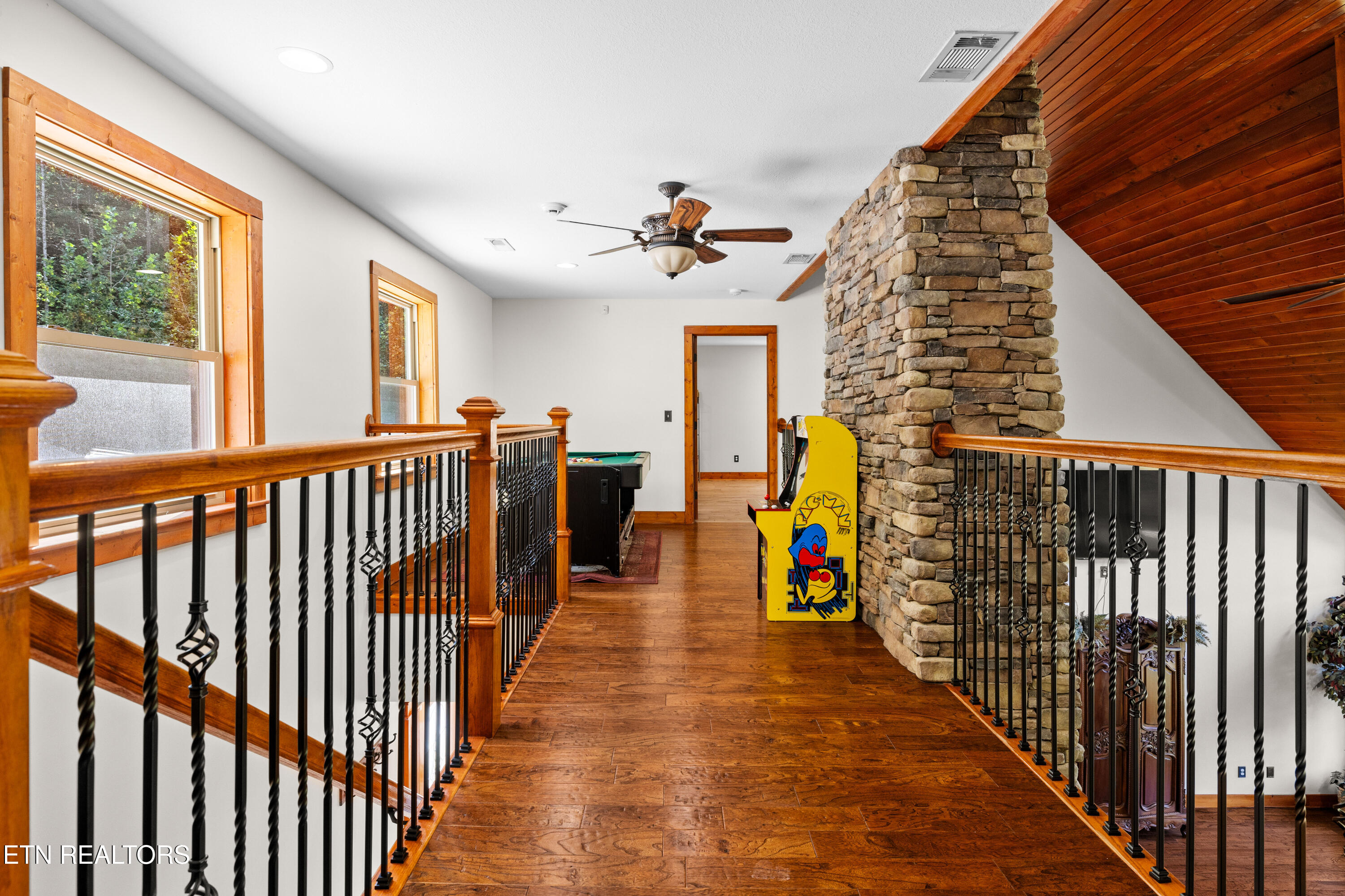 715 Landmark Road Jacksboro, TN 37757 - Photo 26 of 53 715LandmarkRd-57