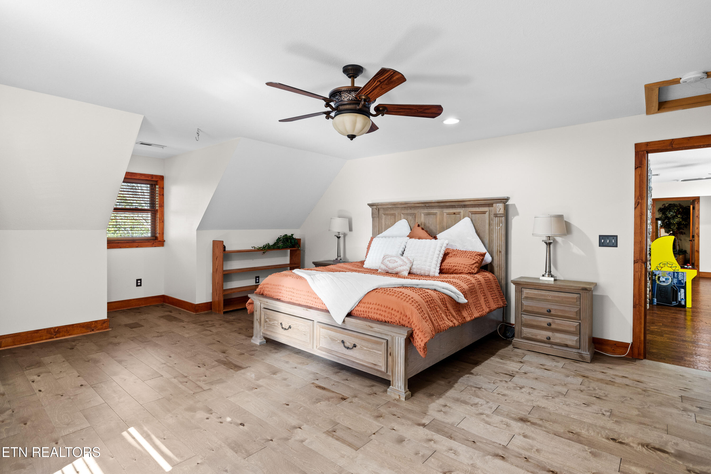 715 Landmark Road Jacksboro, TN 37757 - Photo 31 of 53 715LandmarkRd-62