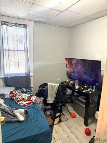 $169,000 | 909 Oak Street, Syracuse, NY 13203