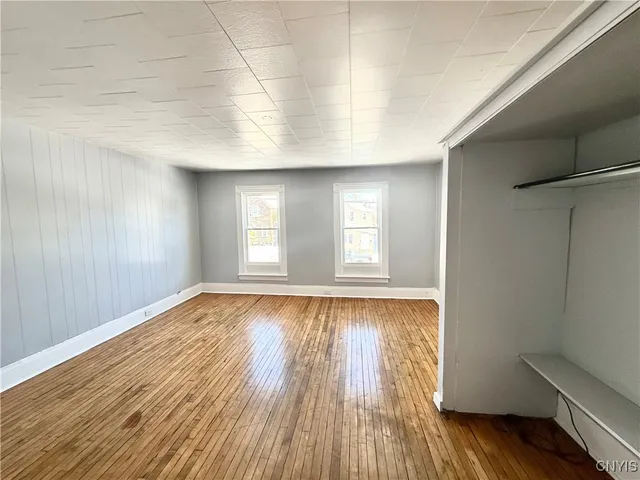 $169,000 | 909 Oak Street, Syracuse, NY 13203