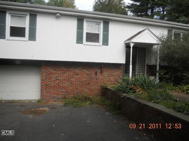 224 Chestnut Hill Road Trumbull, CT 06611 - Photo 1 of 1 Gallery Image 1