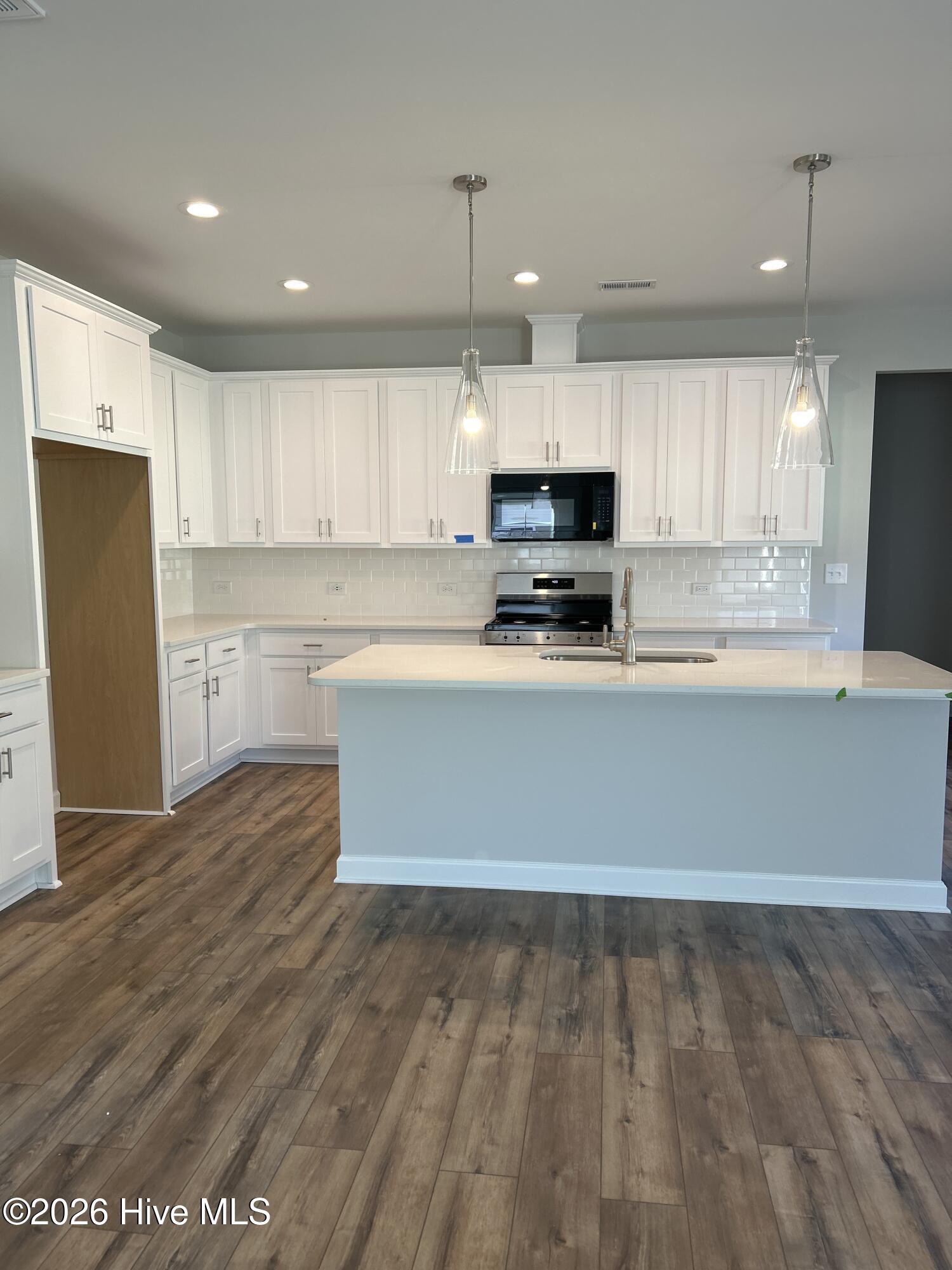 255 Rough Rdg Trail, Unit 21 Aberdeen, NC 28315 - Photo 4 of 24 80f693eafeaccf835923e5ac56863e4782edef46