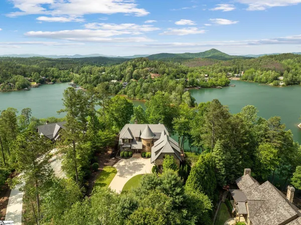$2,869,000 | 134 Gnarled Pine Court, Sunset, SC 29685