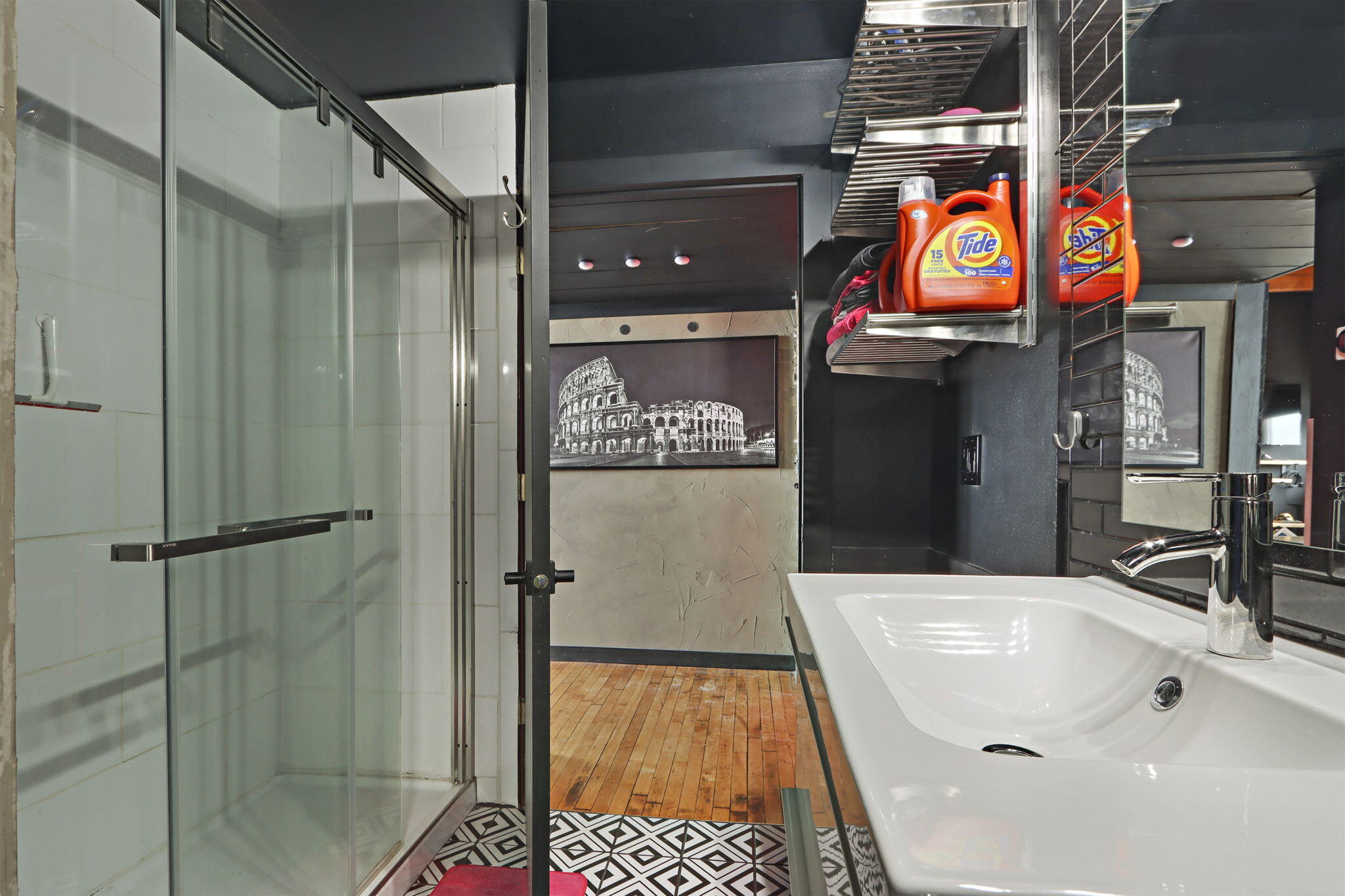 215 West Maple Street, Unit 307 Milwaukee, WI 53204 - Photo 12 of 17 12-web-or-mls-215 W Maple St, 307, Milwa