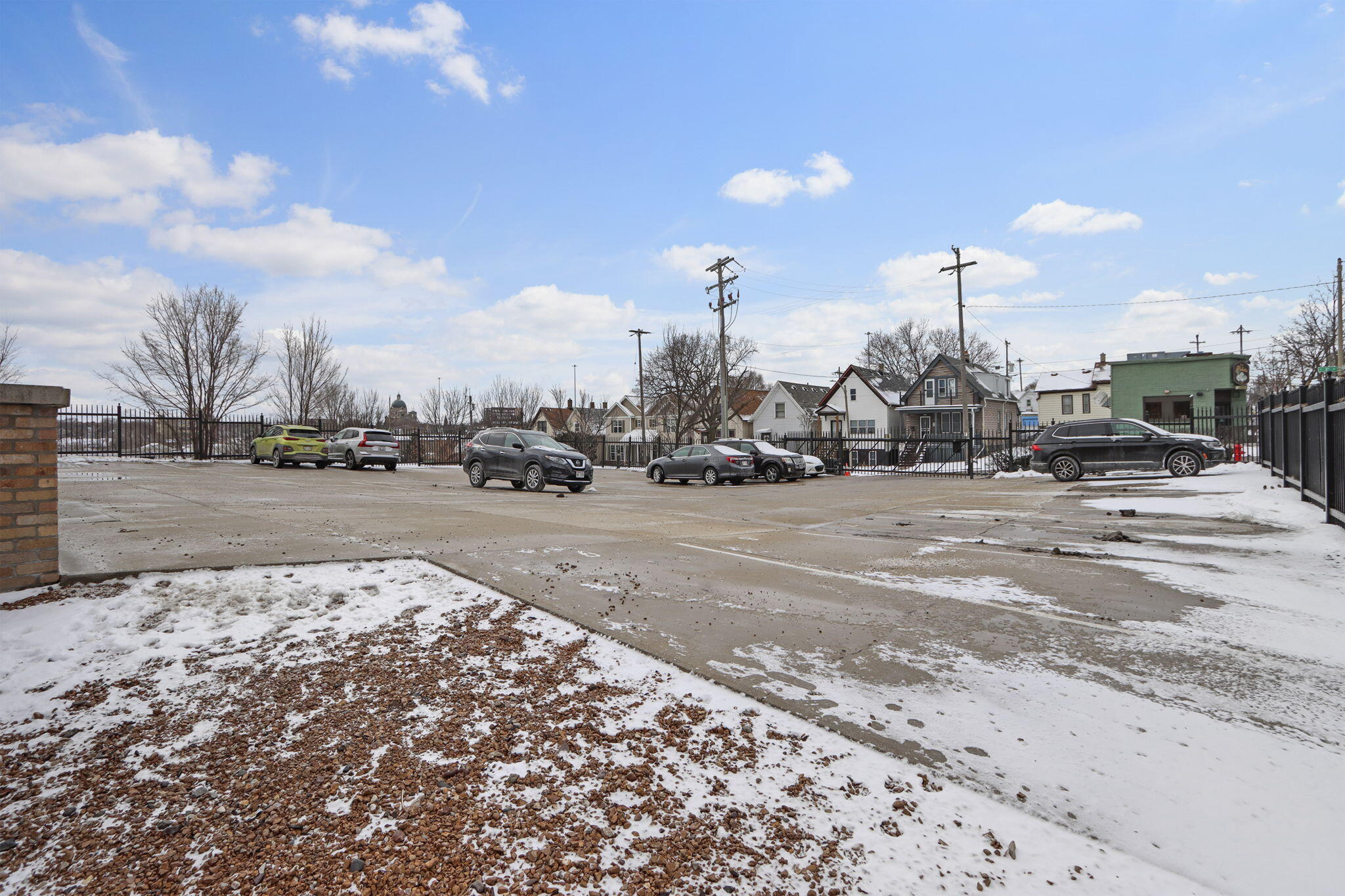 215 West Maple Street, Unit 307 Milwaukee, WI 53204 - Photo 16 of 17 16-web-or-mls-215 W Maple St, 307, Milwa