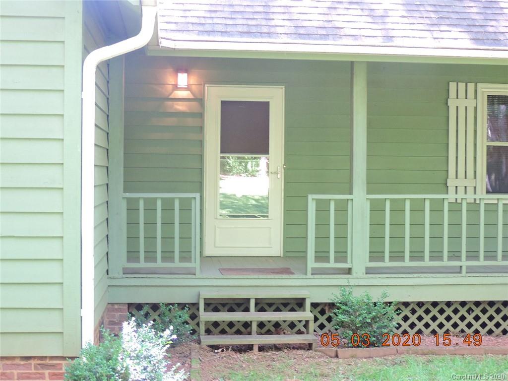 8237 Laine Road Charlotte, NC 28214 - Photo 4 of 47 Gallery Image 4