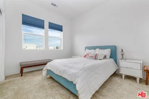 $599,000 | 27405 Journey Place, Unit 305, Valencia, CA 91381