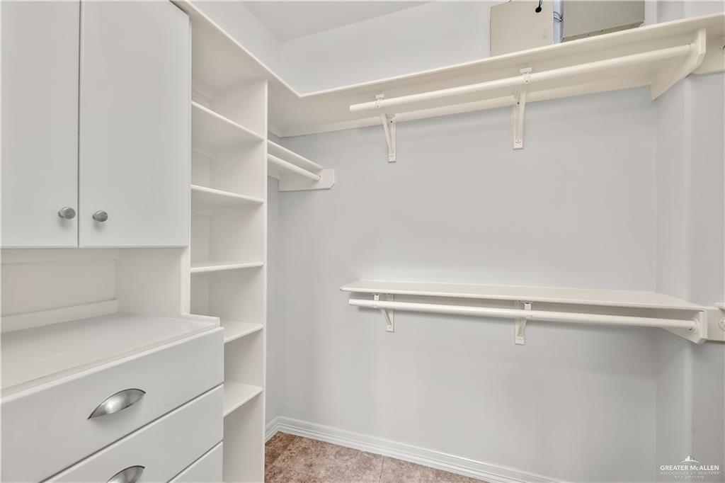 2913 San Rodrigo Mission, TX 78572 - Photo 22 of 29 a view of an empty walk in closet