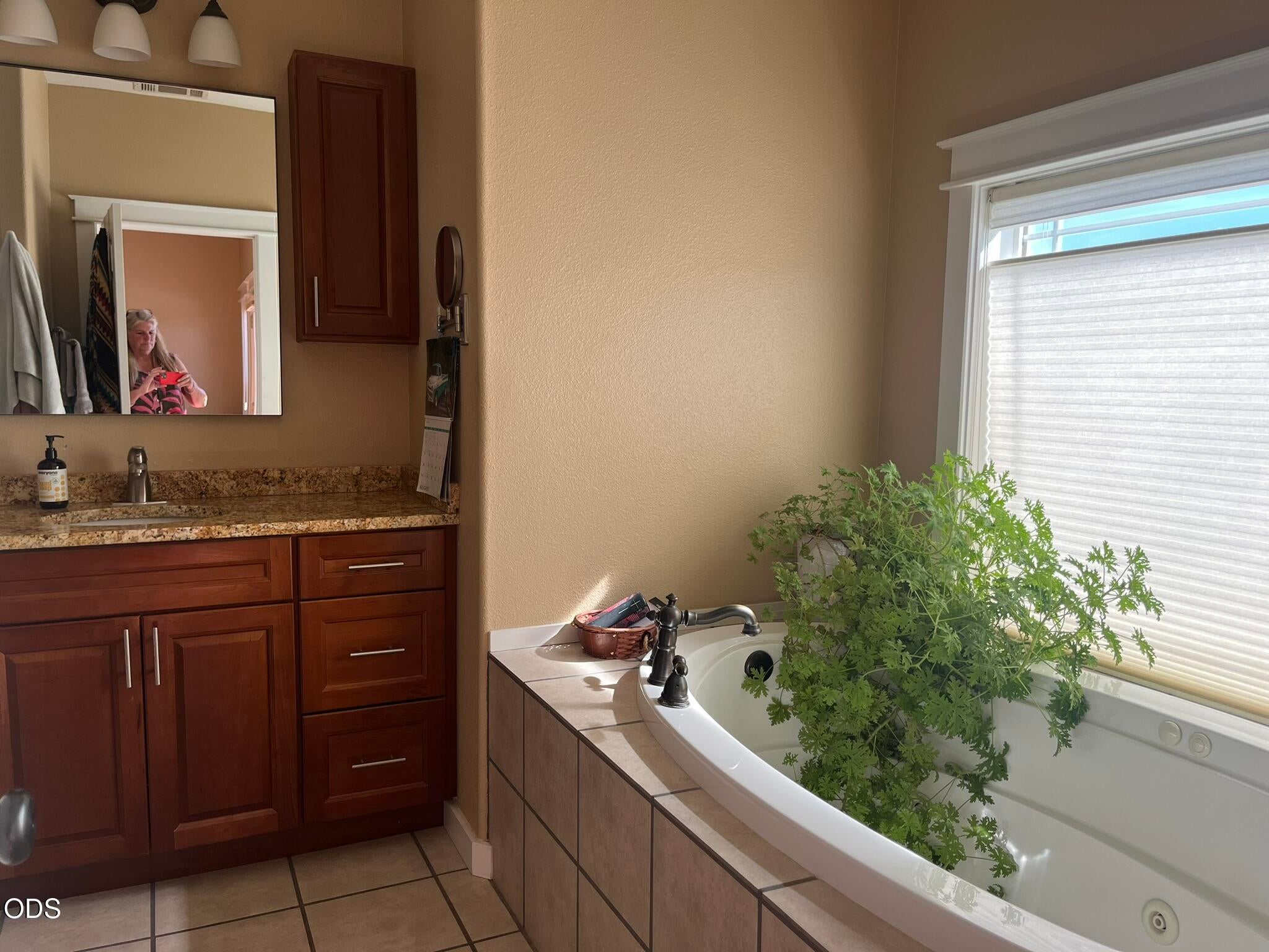 158 Rockingham Circle Eagle Point, OR 97524 - Photo 16 of 36 Gallery Image 16