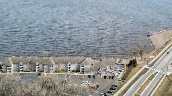 $437,000 | 1702 North Lakeshore Drive, Unit 3, Lake City, MN 55041