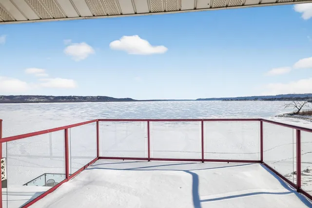 $437,000 | 1702 North Lakeshore Drive, Unit 3, Lake City, MN 55041