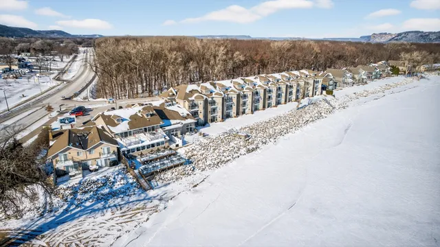 $437,000 | 1702 North Lakeshore Drive, Unit 3, Lake City, MN 55041