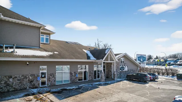 $437,000 | 1702 North Lakeshore Drive, Unit 3, Lake City, MN 55041