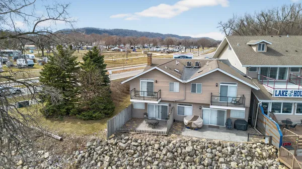 $437,000 | 1702 North Lakeshore Drive, Unit 3, Lake City, MN 55041