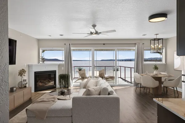 $437,000 | 1702 North Lakeshore Drive, Unit 3, Lake City, MN 55041