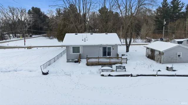 $215,000 | 20720 South Lake Drive, Walkerton, IN 46574