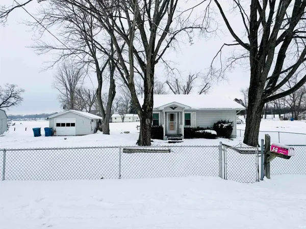 $215,000 | 20720 South Lake Drive, Walkerton, IN 46574