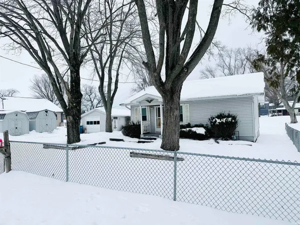 $215,000 | 20720 South Lake Drive, Walkerton, IN 46574