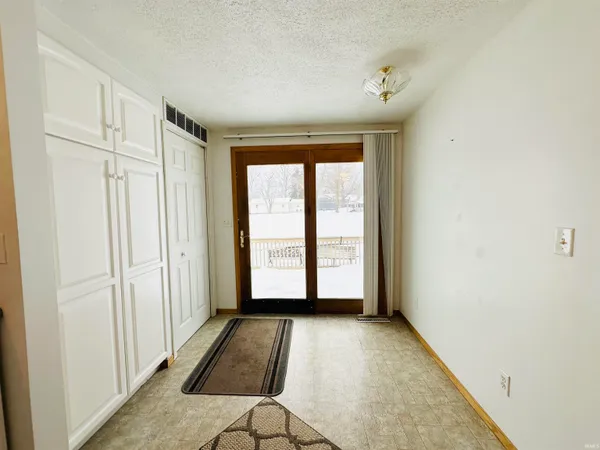 $215,000 | 20720 South Lake Drive, Walkerton, IN 46574