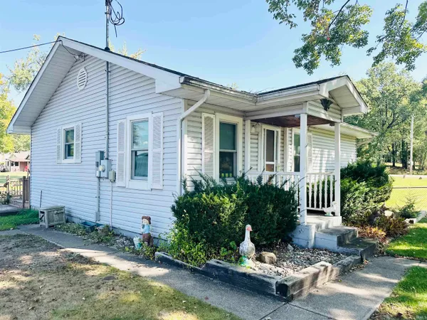 $215,000 | 20720 South Lake Drive, Walkerton, IN 46574