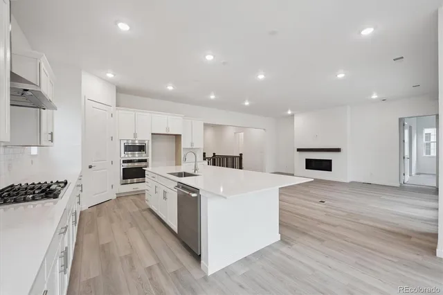 $934,950 | 3807 Emerald Shore Circle, Loveland, CO 80538