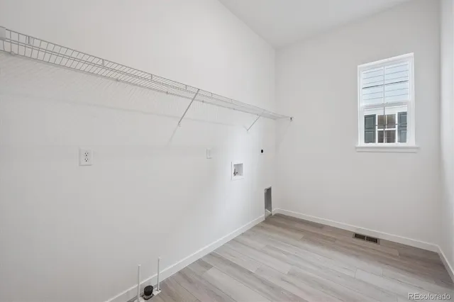 $934,950 | 3807 Emerald Shore Circle, Loveland, CO 80538