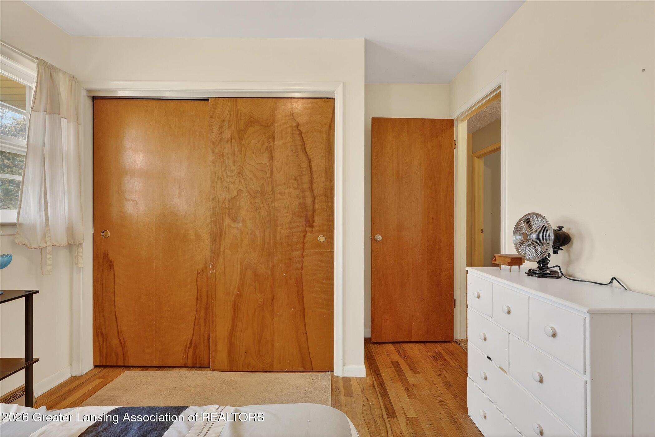 13625 South Jones Road Eagle, MI 48822 - Photo 26 of 63 26-13625-S-Jones-Rd-Windowstill