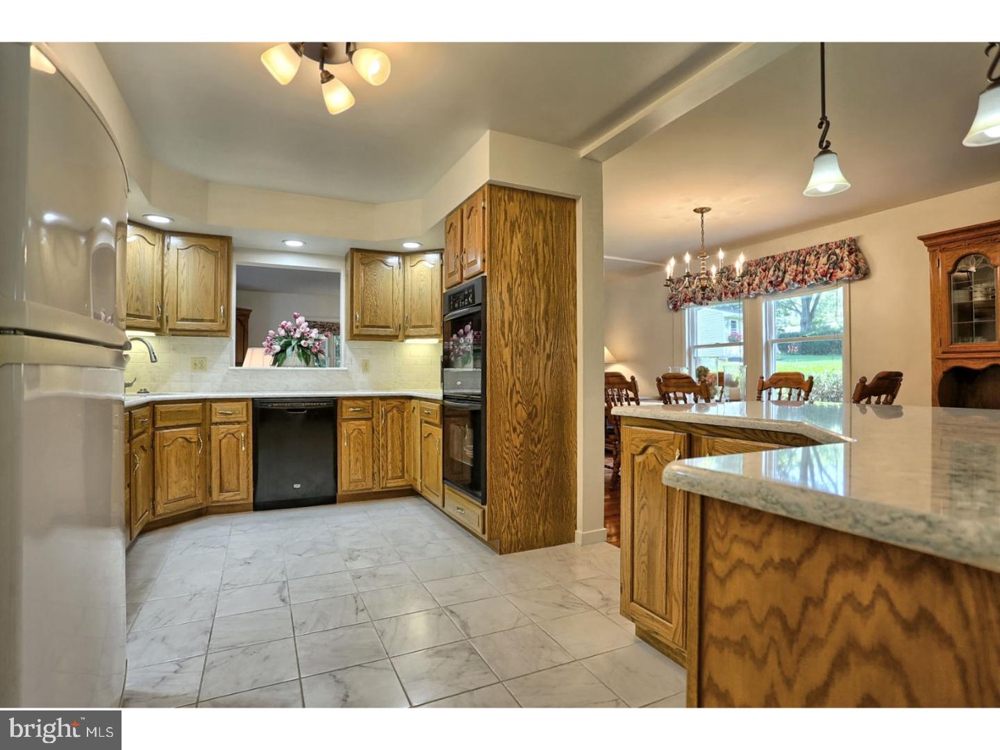 216 Grande Valley Road Reading, PA 19606 - Photo 12 of 24 Kitchen