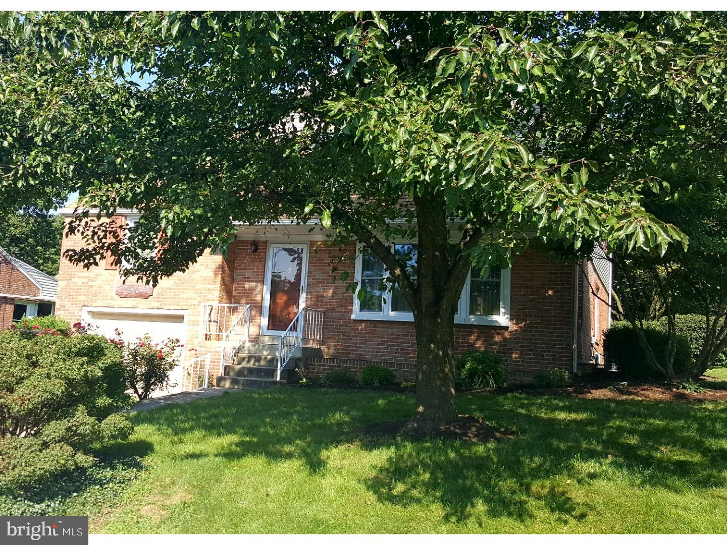 216 Grande Valley Road Reading, PA 19606 - Photo 3 of 24 Gallery Image 3