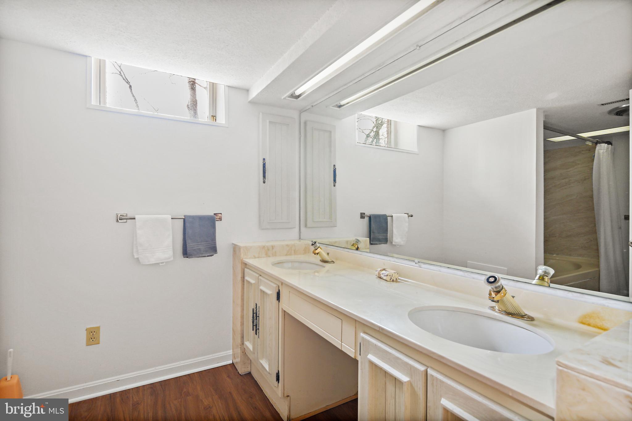 13414 Bladon Road Phoenix, MD 21131 - Photo 30 of 41 Full Lower Level Bath