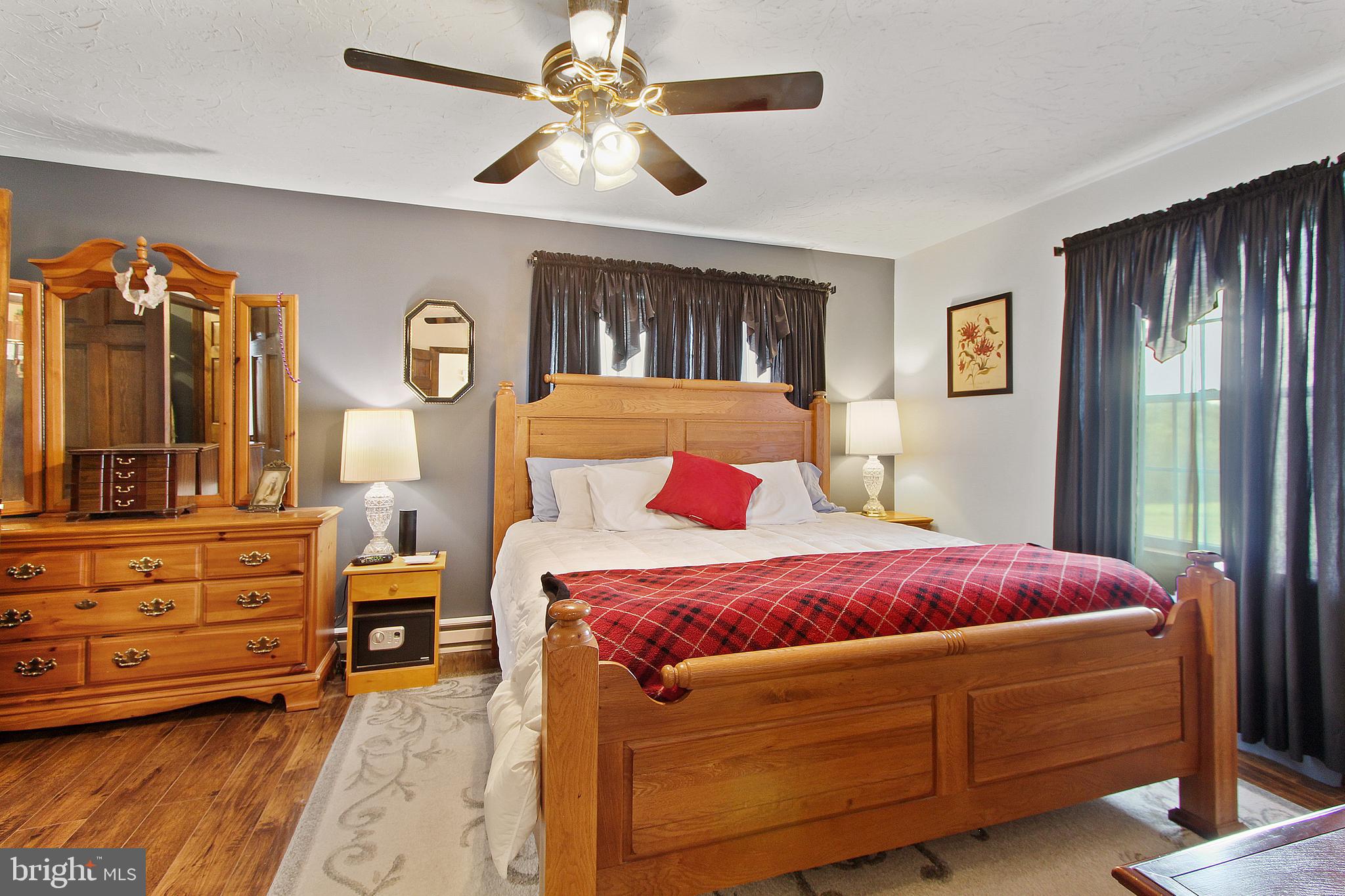 830 Horn Road Red Lion, PA 17356 - Photo 11 of 44 Master bedroom