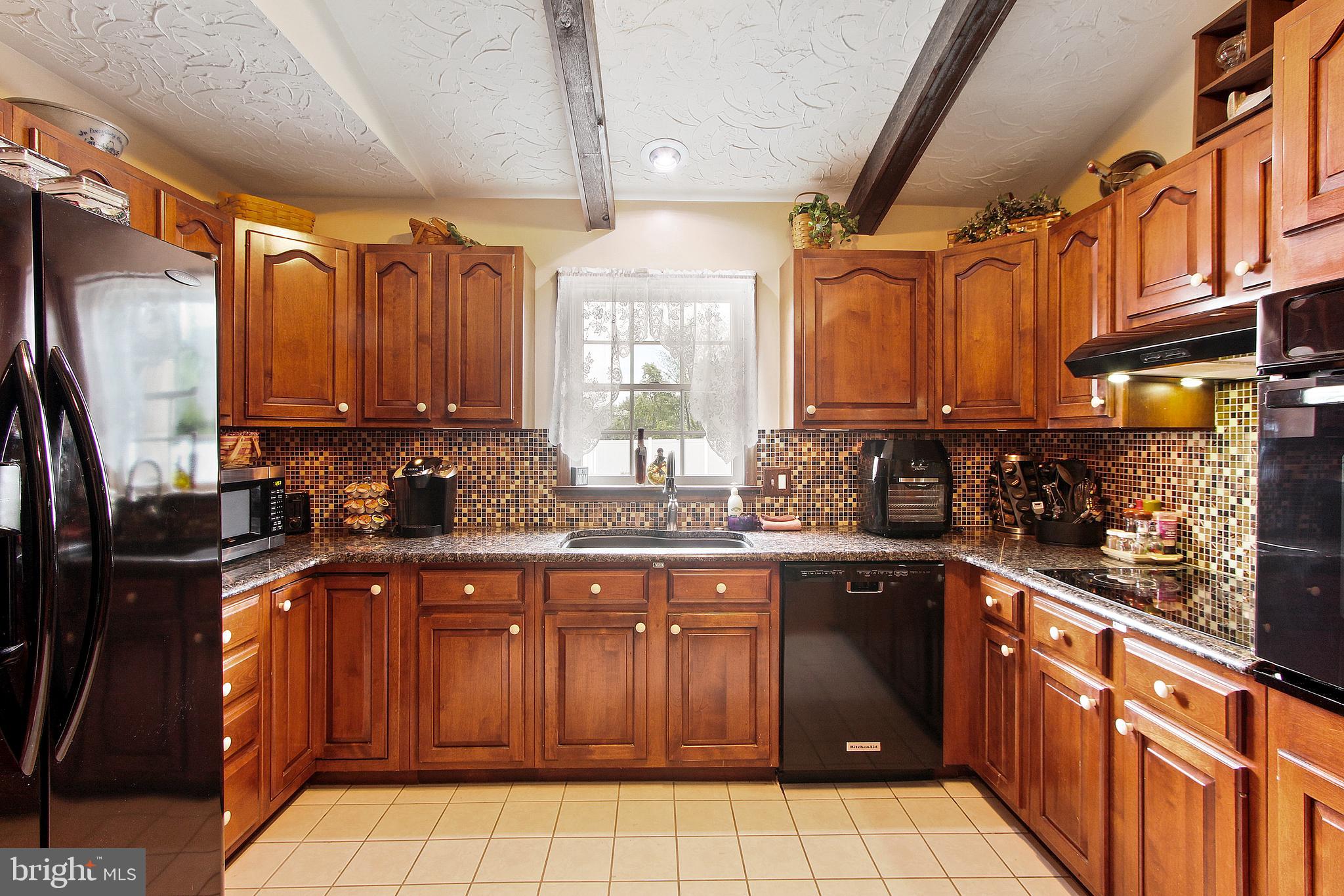 830 Horn Road Red Lion, PA 17356 - Photo 6 of 44 An updated kitchen complete with granite counters