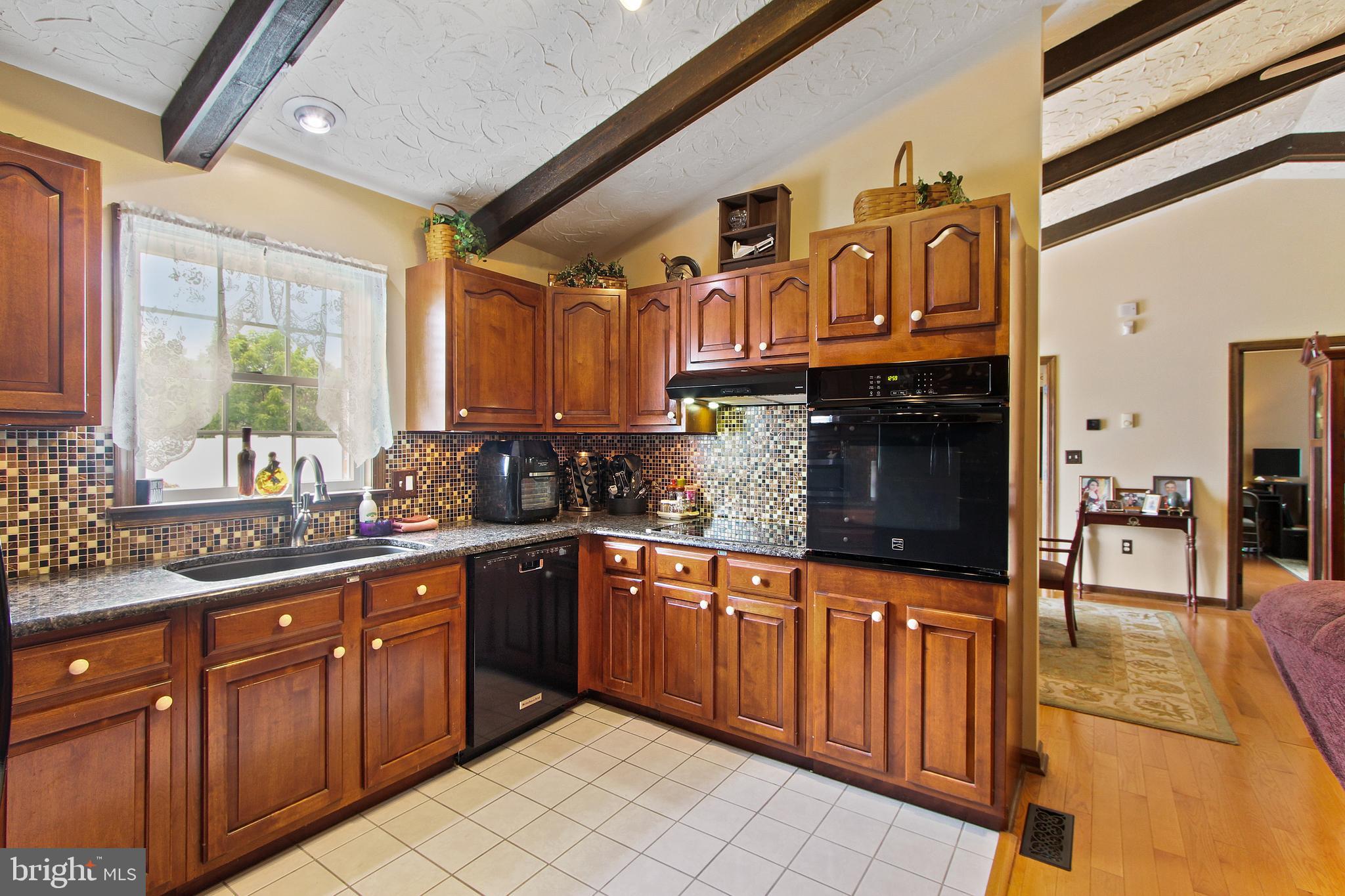 830 Horn Road Red Lion, PA 17356 - Photo 7 of 44 Gallery Image 7