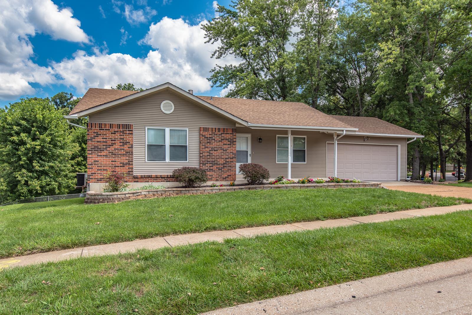 243 Straightoak Court Ballwin, MO 63021 - Photo 37 of 37 Gallery Image 37