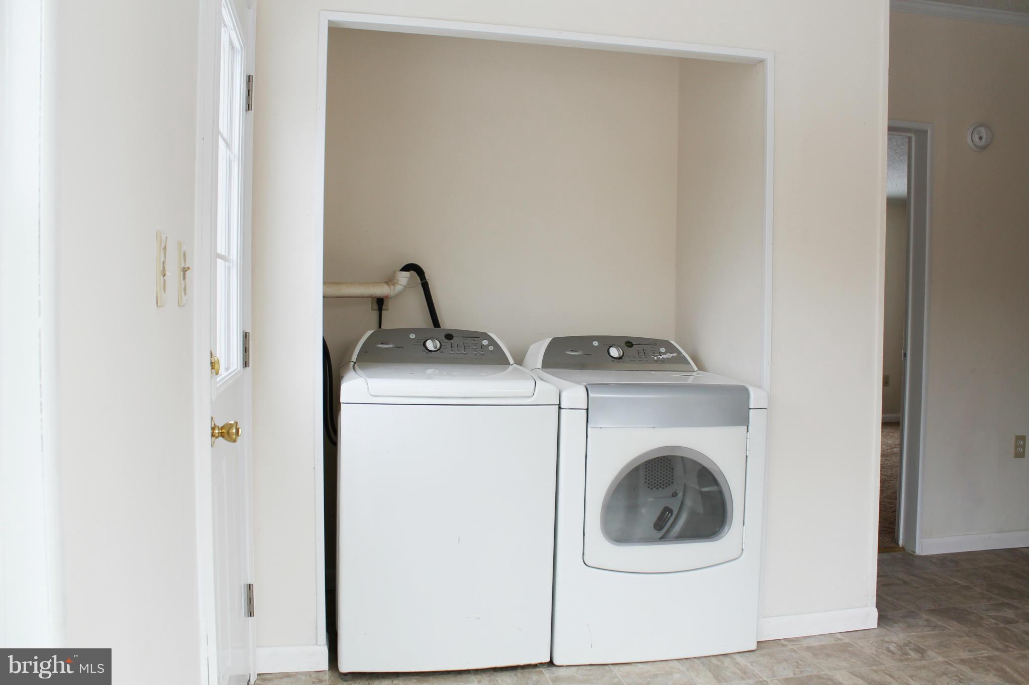 5703 Hines Road Frederick, MD 21704 - Photo 23 of 27 Laundry Room